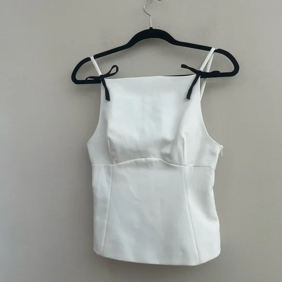Zara White Camisole with Black Bow Accents - Picture 5 of 12